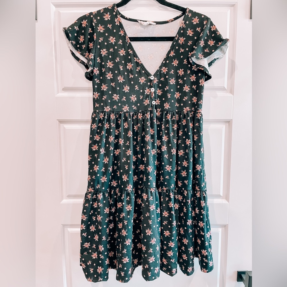 Jessica Simpson black & pink floral summer dress. Gently worn.